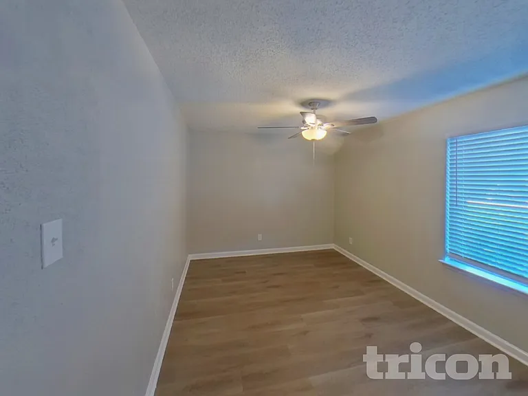 2908 Lemmontree Ln — Photo 11