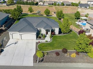 2837 Sunshine Ridge Rd, Richland, WA 99352