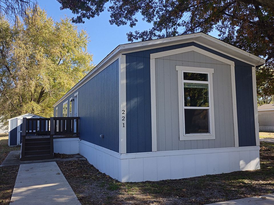 1st image of 101 Owens St #221
