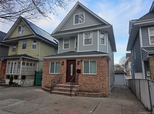 8523 106th St, Richmond Hill, NY 11418
