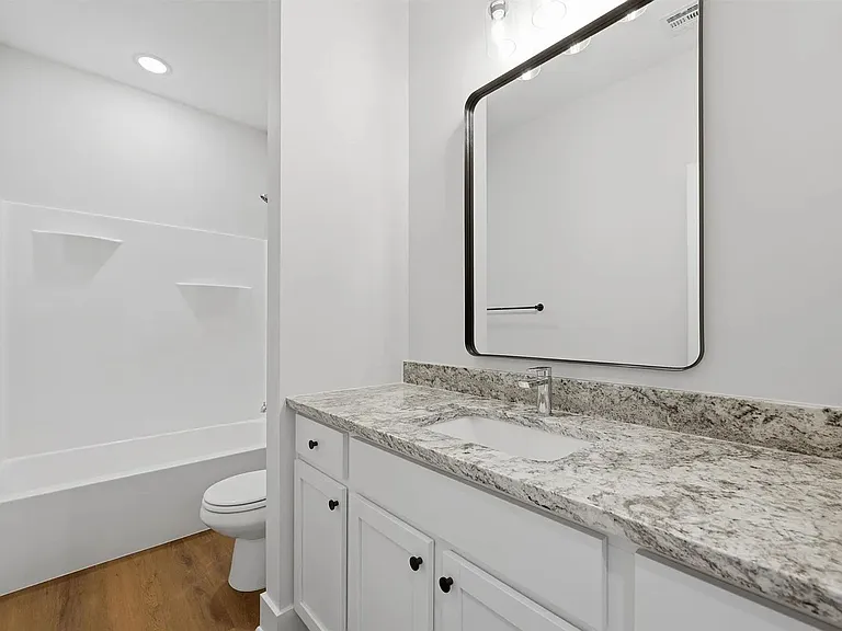 119 N Mendocino Ct — Photo 17