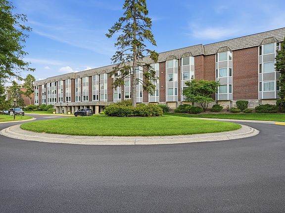 2nd image of 2500 Windsor Mall APT 2D