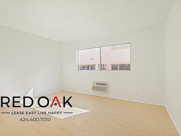 2065 Rodney Dr #103 — Photo 16
