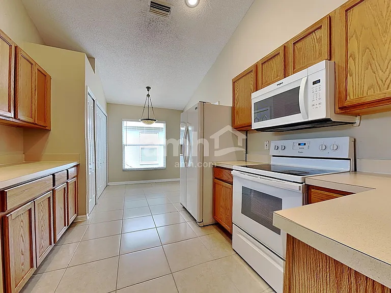 10625 Cami Ct — Photo 3