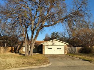 1100 Elderberry Ct, Benbrook, TX 76126