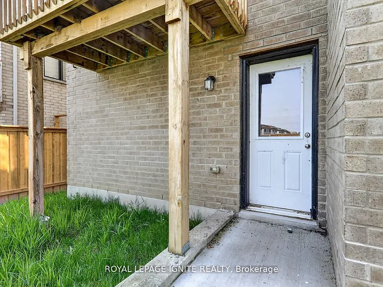 235 Port Darlington Rd — Photo 49