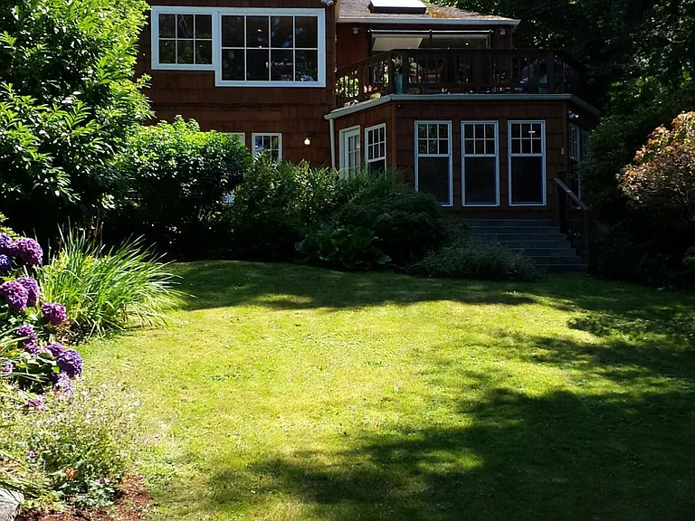 18600 Sound View Pl — Photo 2