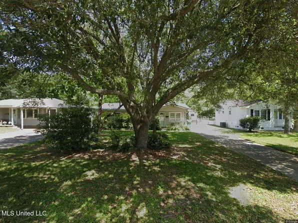 4002 Chamberlain Ave, Gulfport, MS 39507