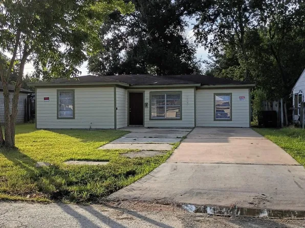 7318 Forrestal St, Houston, TX 77033