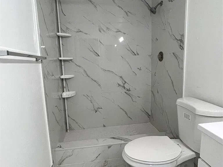 4158 Inverrary Dr #111 — Photo 30