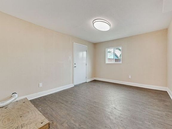 5th image of 7715 Olusta Dr