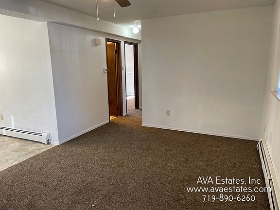 2nd image of 1320 Anita St