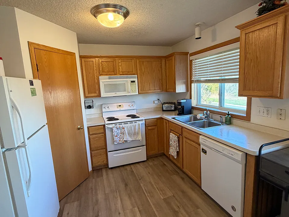 1364 Willow Trl