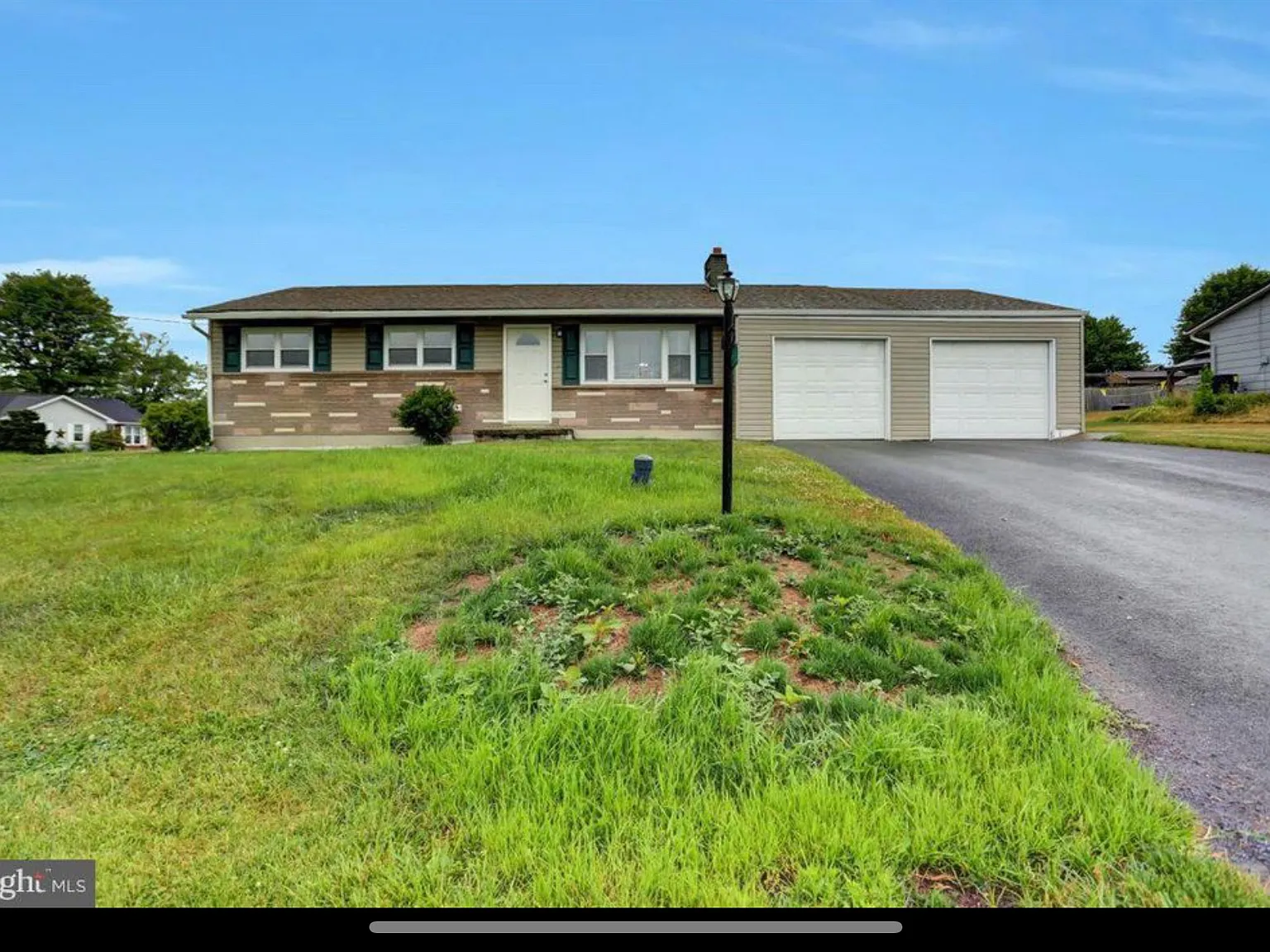 3385 Westview Cir — Photo 1