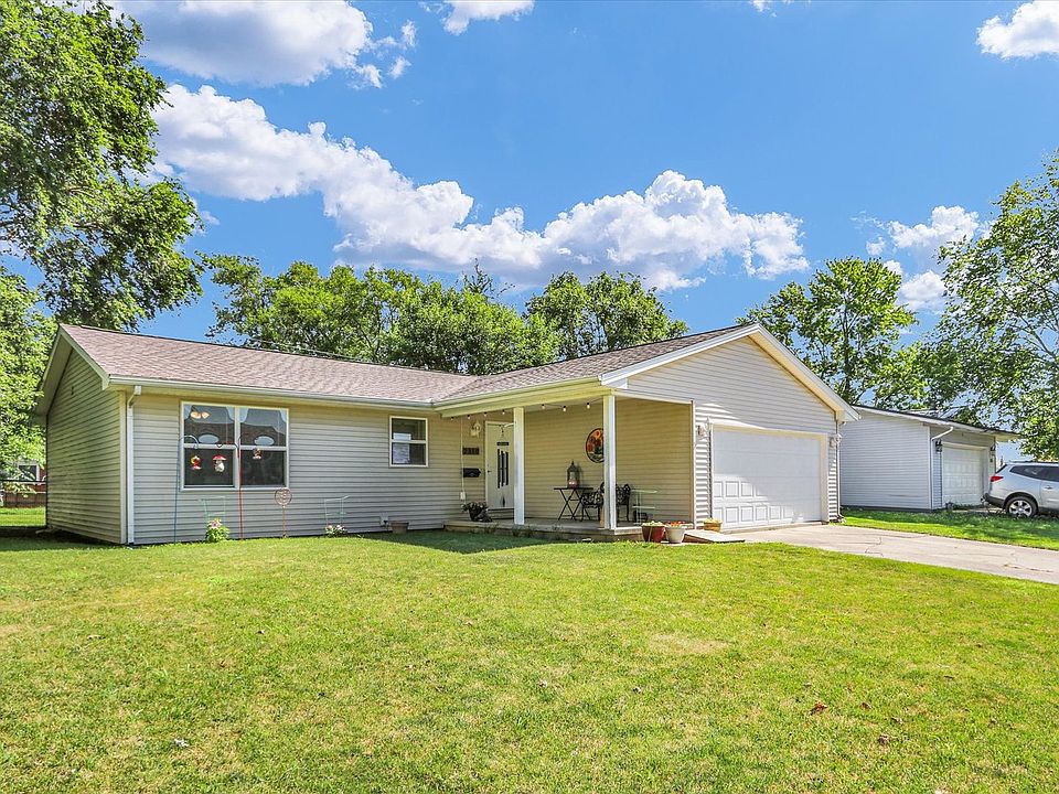 1st image of 2310 E Country Squire Dr