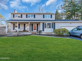 12 Cambridge Ct, Toms River, NJ 08753
