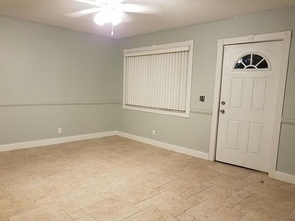 3rd image of 2843 Duke Ln #112