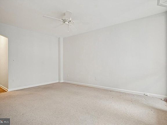 4th image of 1 Scott Cir #818