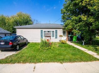 814 Madison St, Beaver Dam, WI 53916