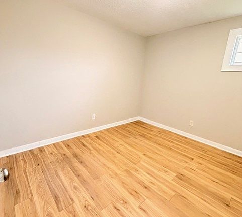4th image of 1630 Texas Ave #I