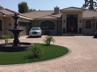 17200 Rayen St, Northridge, CA 91325