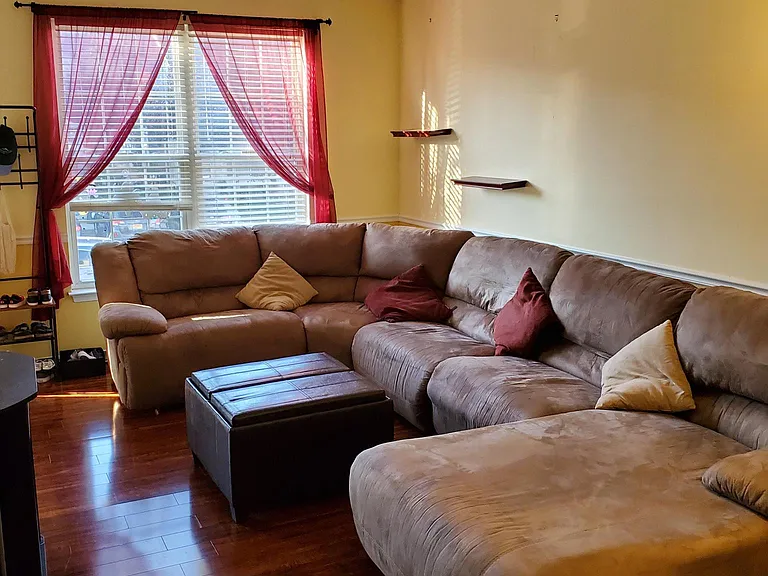 504 Kirkcaldy Way — Photo 5