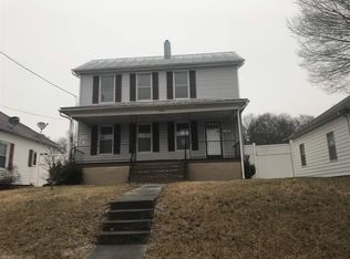 1806 3rd St, Radford, VA 24141