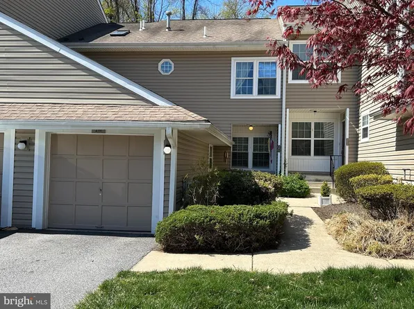 211 Nottingham Ct #211, Glen Mills, PA 19342