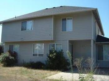 3rd image of 15319 NE 19th St