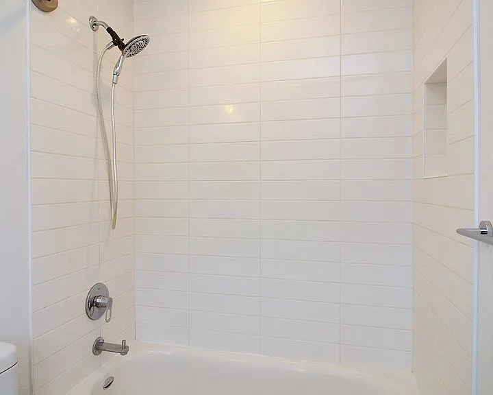 1480 N Jarrett St #303 — Photo 16