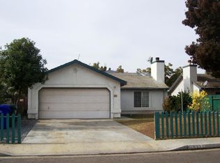 1211 N Virginia Ave, Farmersville, CA 93223