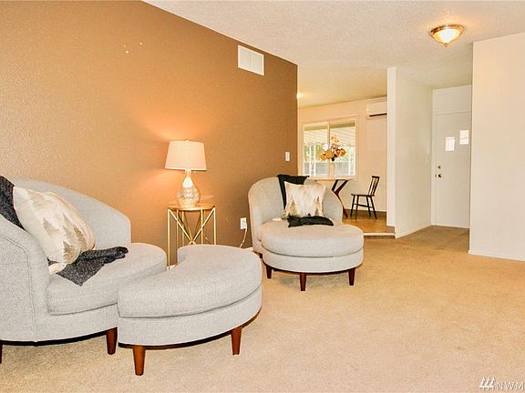 5th image of 5616 109th St SW