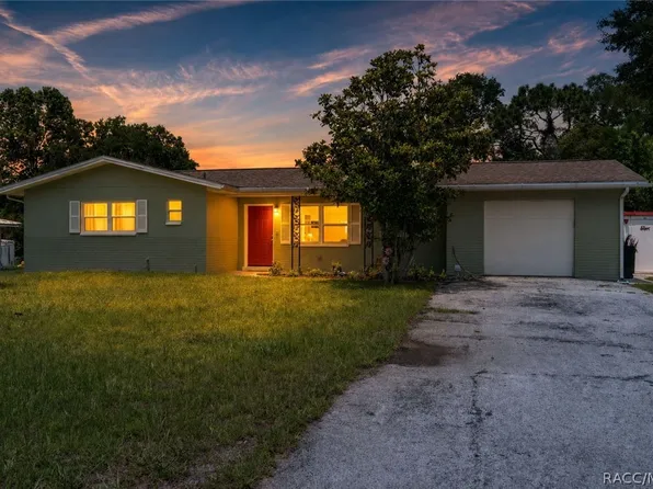 227 Poinsettia Ave, Inverness, FL 34452