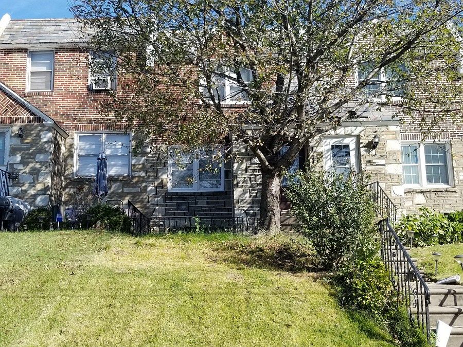 1st image of 155 E Fariston Dr