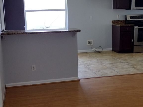 4th image of 2726 Eagle Canyon Dr S