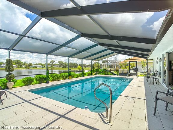 2nd image of 1212 Lakeside Way