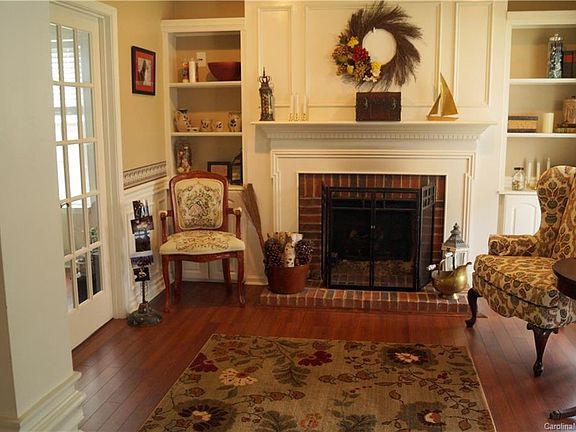 5th image of 3042 Pinewood Hills Dr