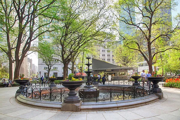 Rented by Compass | media 58