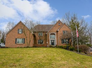 9443 Haaf Farm Dr, Pickerington, OH 43147
