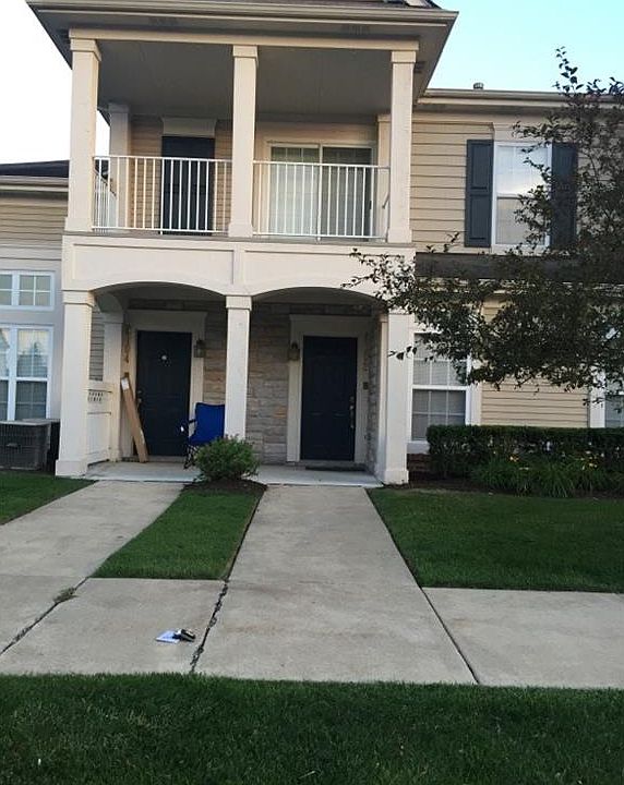 1st image of 6102 Addington Dr #1