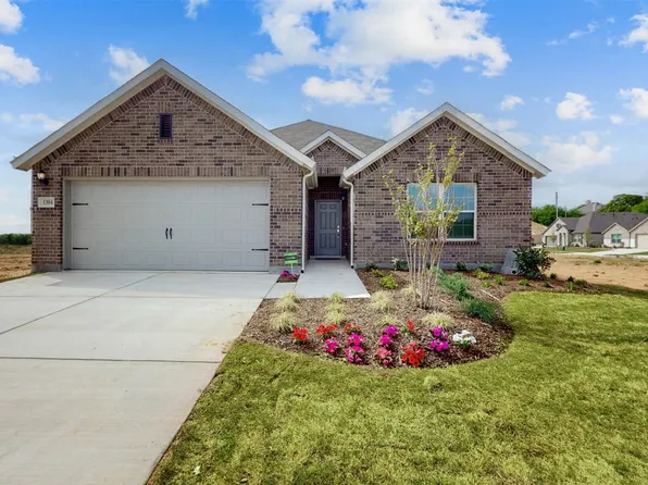 1304 Asher Ln, Denton, TX 76210