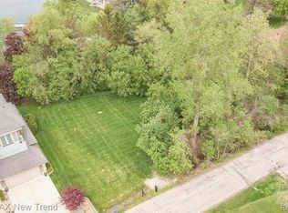 0 Putnam Dr, West Bloomfield, MI 48323