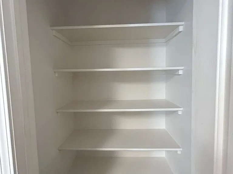 128 Hunter Court - 4 Units — Photo 16