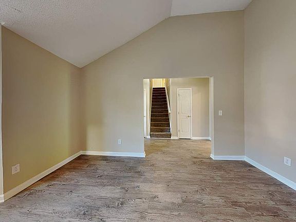 2nd image of 4289 Catalpa Ct