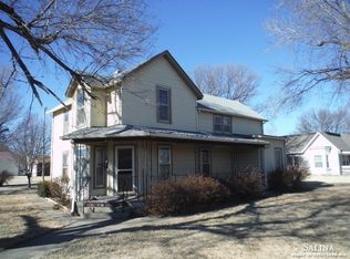 603 Elm St, Minneapolis, KS 67467