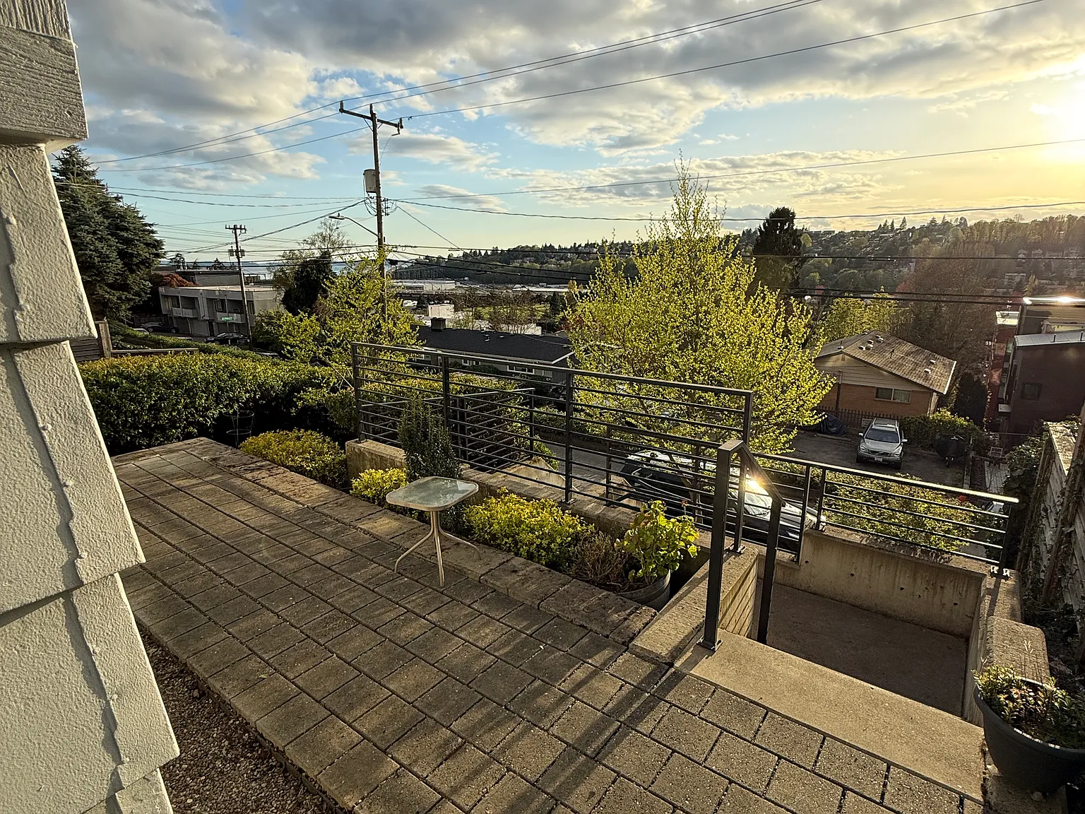3 bed, 2000 sqft, $5,500 — Photo 2