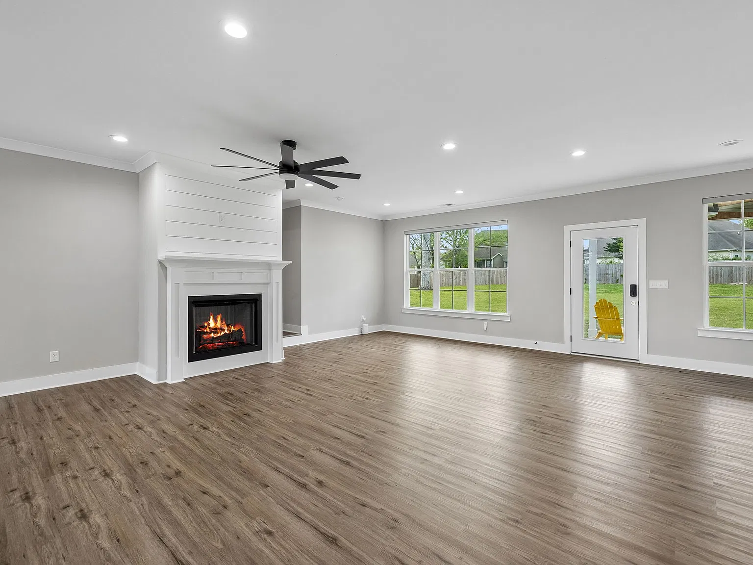 4 bed, 2225 sqft, $3,200 — Photo 4