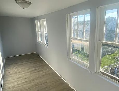 1st image of 170 W Green St Rear 1