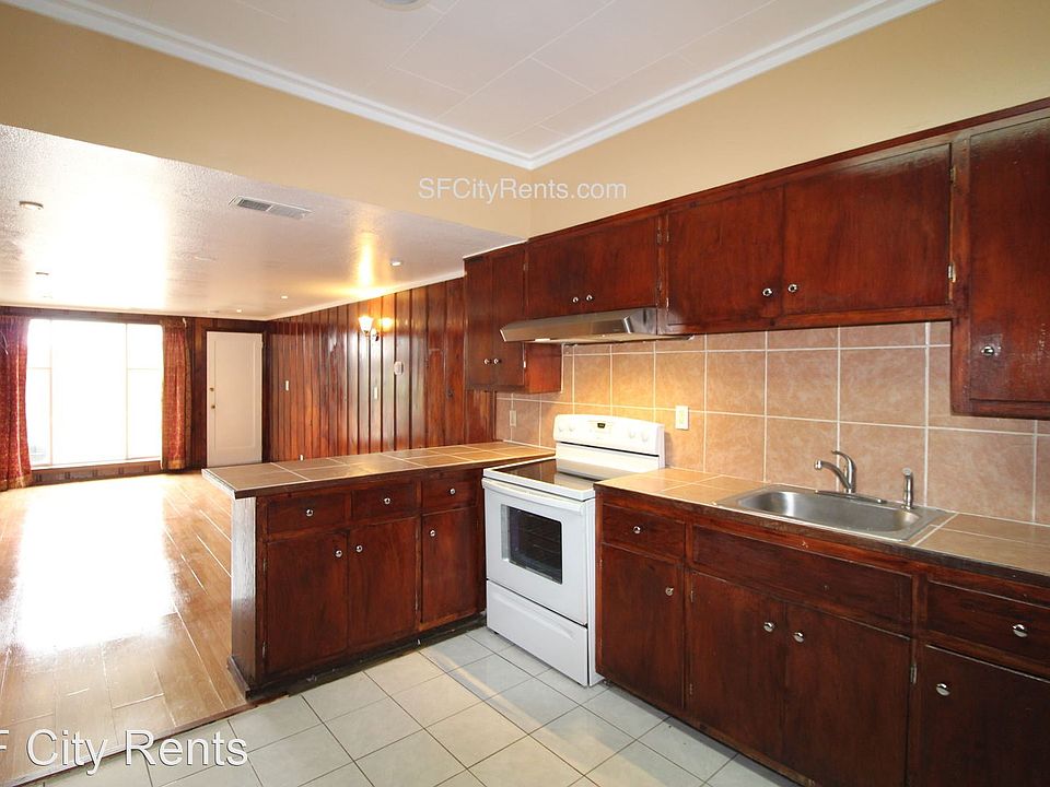1st image of 208 Hillside Blvd #A