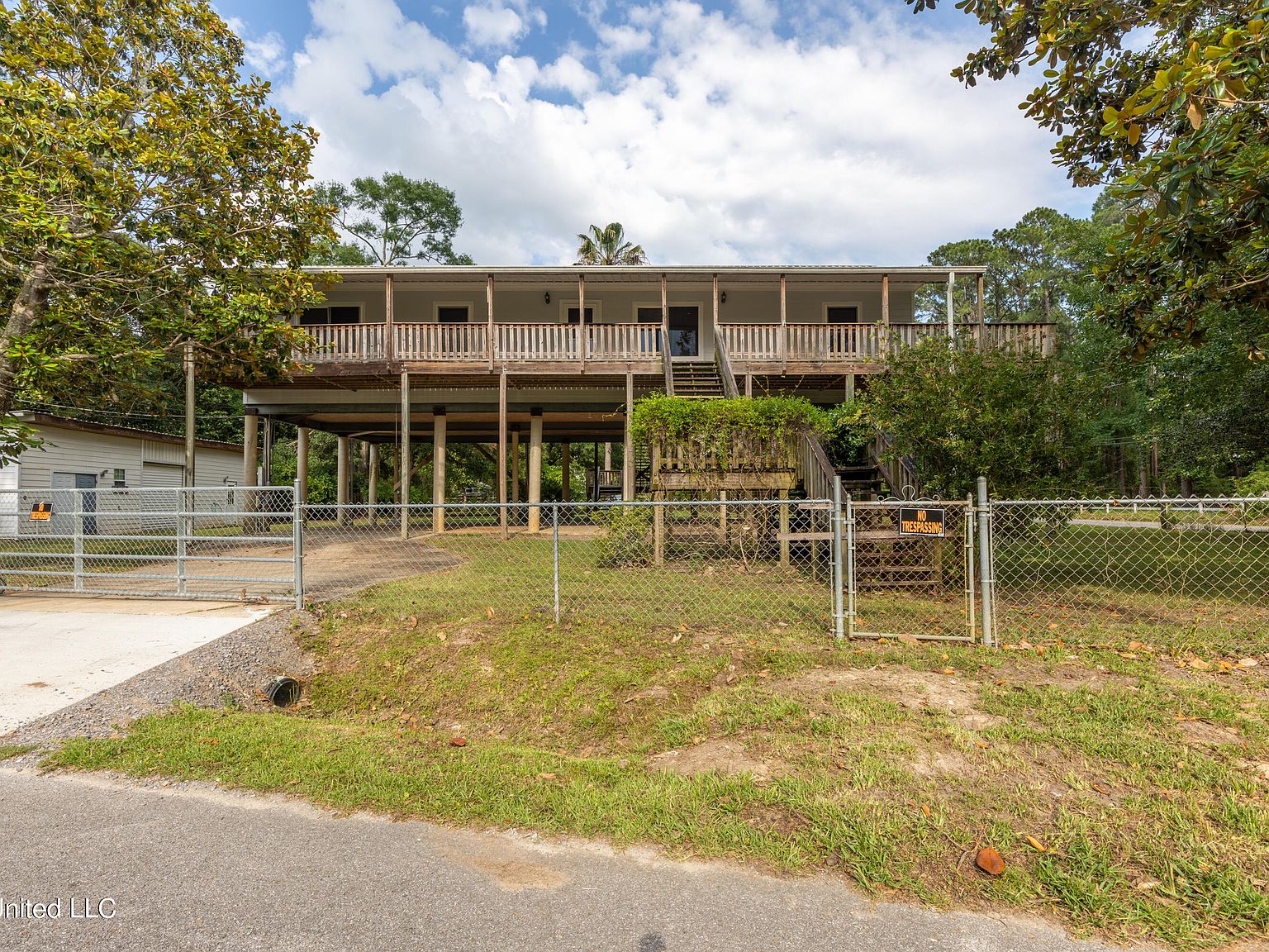 2100 E Simmons Bayou Dr, Ocean Springs, MS 39564 Zillow